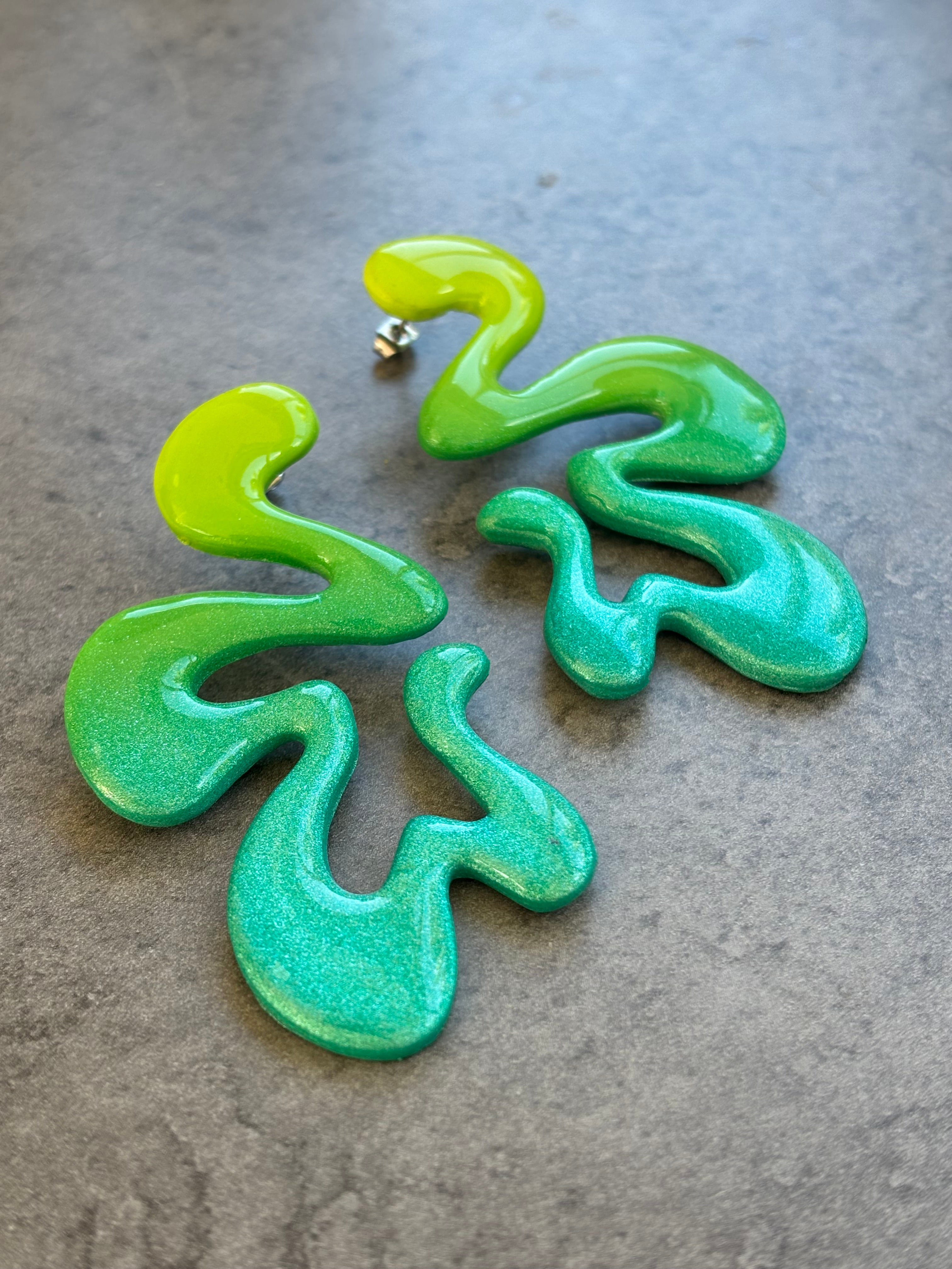 KURVA SIREN