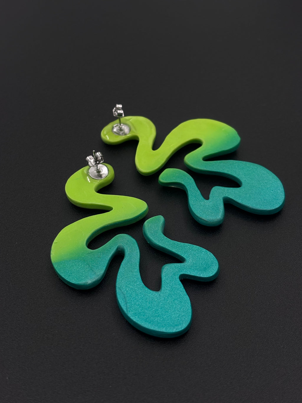 KURVA SIREN