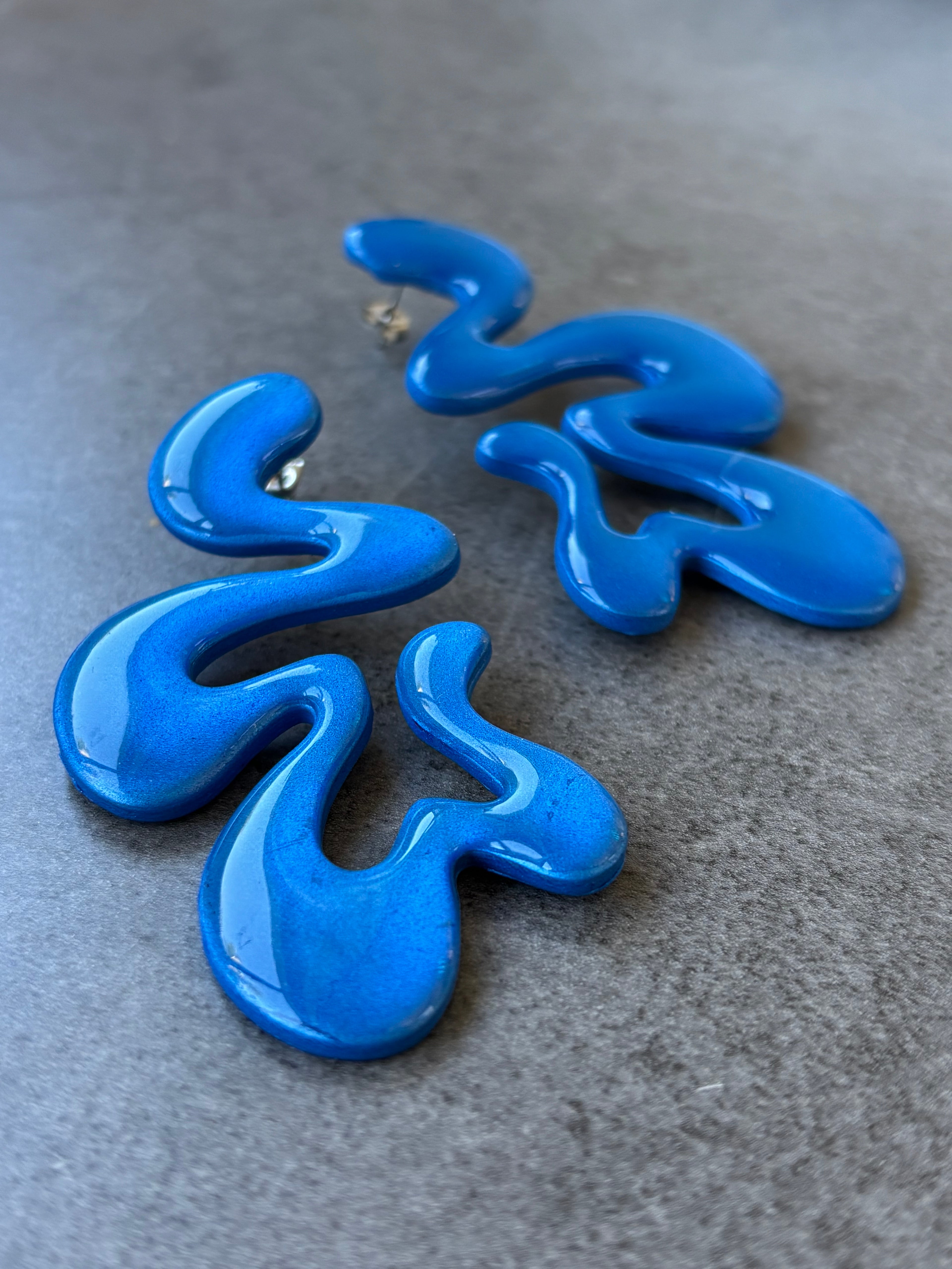 KURVA BLUE